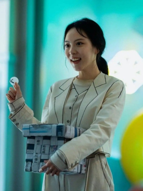 TV Series The 8 Show 2024 Participants White Suit The 8 Show Participants White Suit