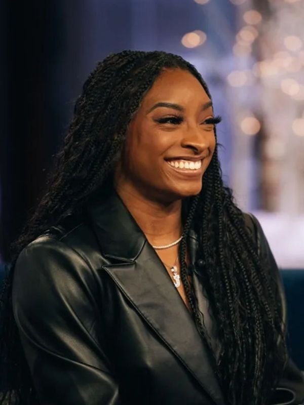 The Kelly Clarkson Show 2024 Simone Biles Black Blazer The Kelly Clarkson Show 2024 Simone Biles Black Leather Blazer
