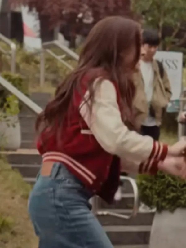 Tv Series XO, Kitty 2025 Anna Cathcart RedOff White Varsity Jacket XO Kitty S2 Anna Cathcart Varsity Jacket